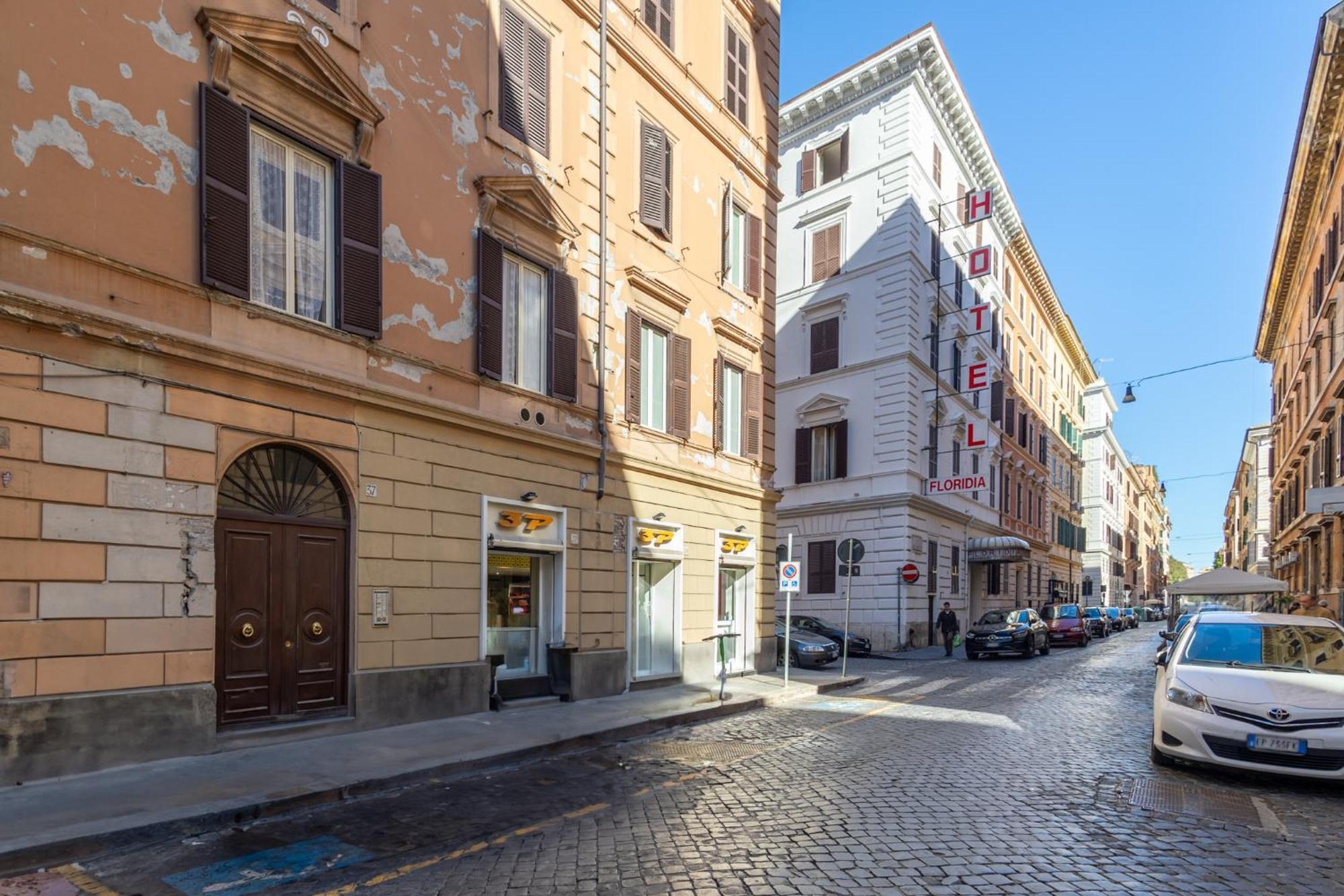 Your Elegant Loft At Termini Station Rome Exterior photo